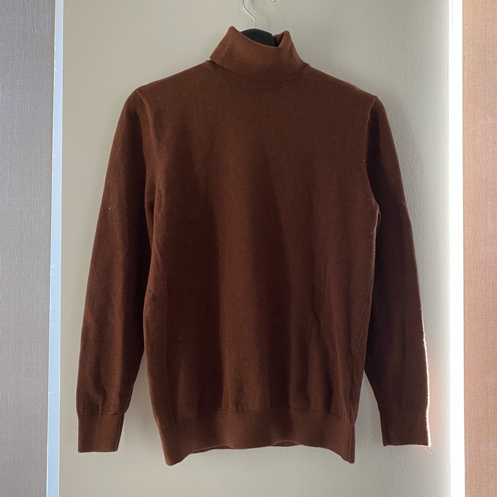 H&M men’s wool turtleneck, chocolate brown, size S